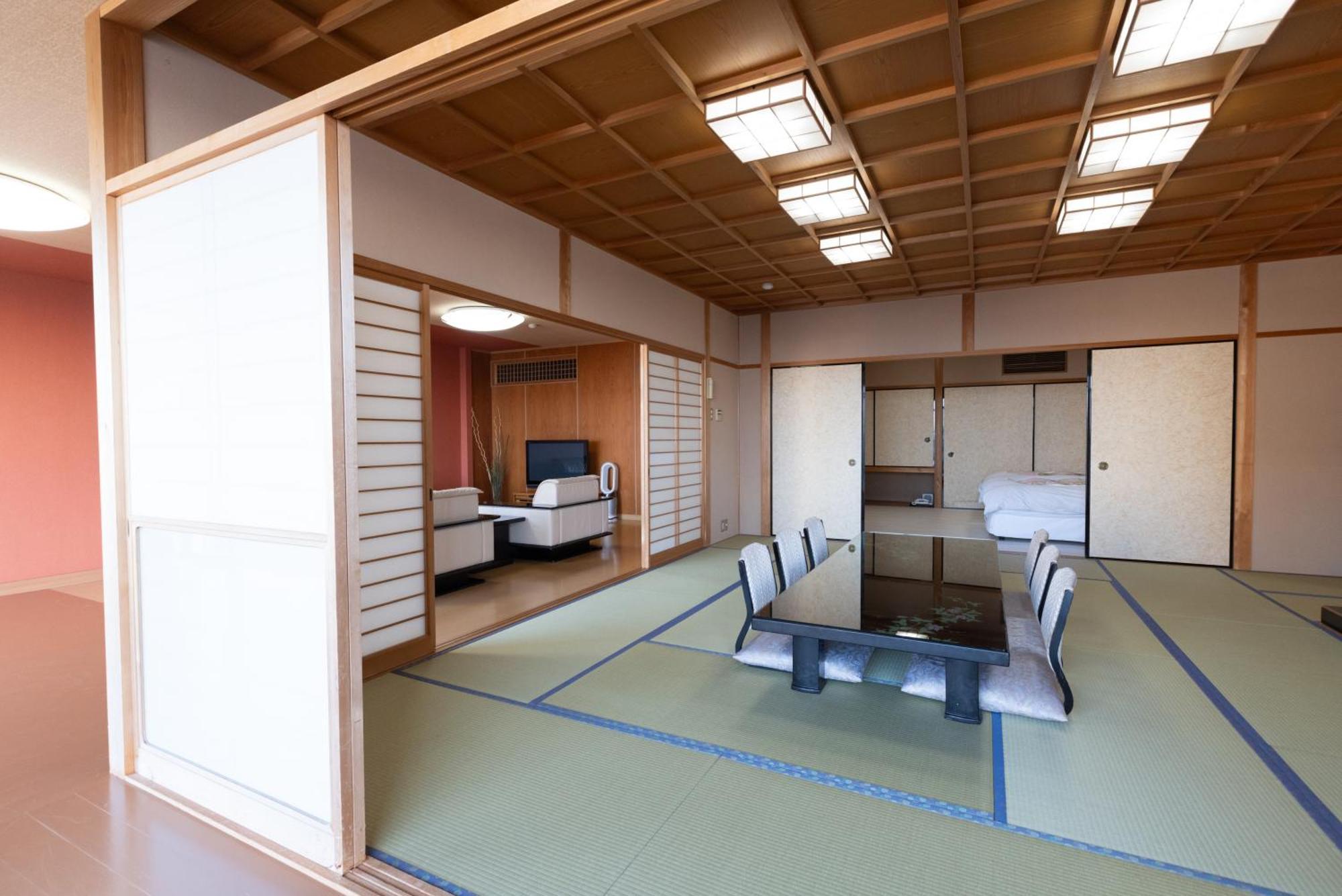 Shirahama Onsen Kisyu Hanto Екстер'єр фото